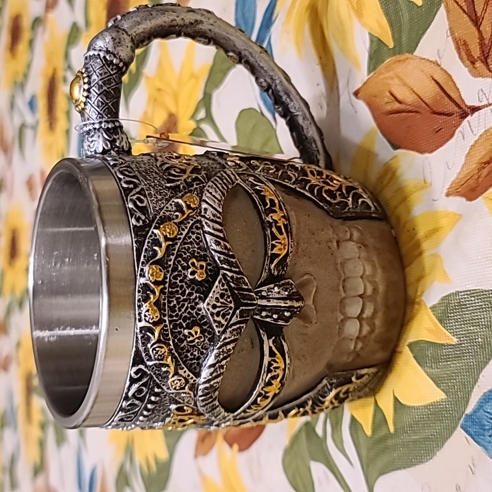 Stainless steel Resin Skull Head skeleton Mug Ghotic decoration for coffee beer